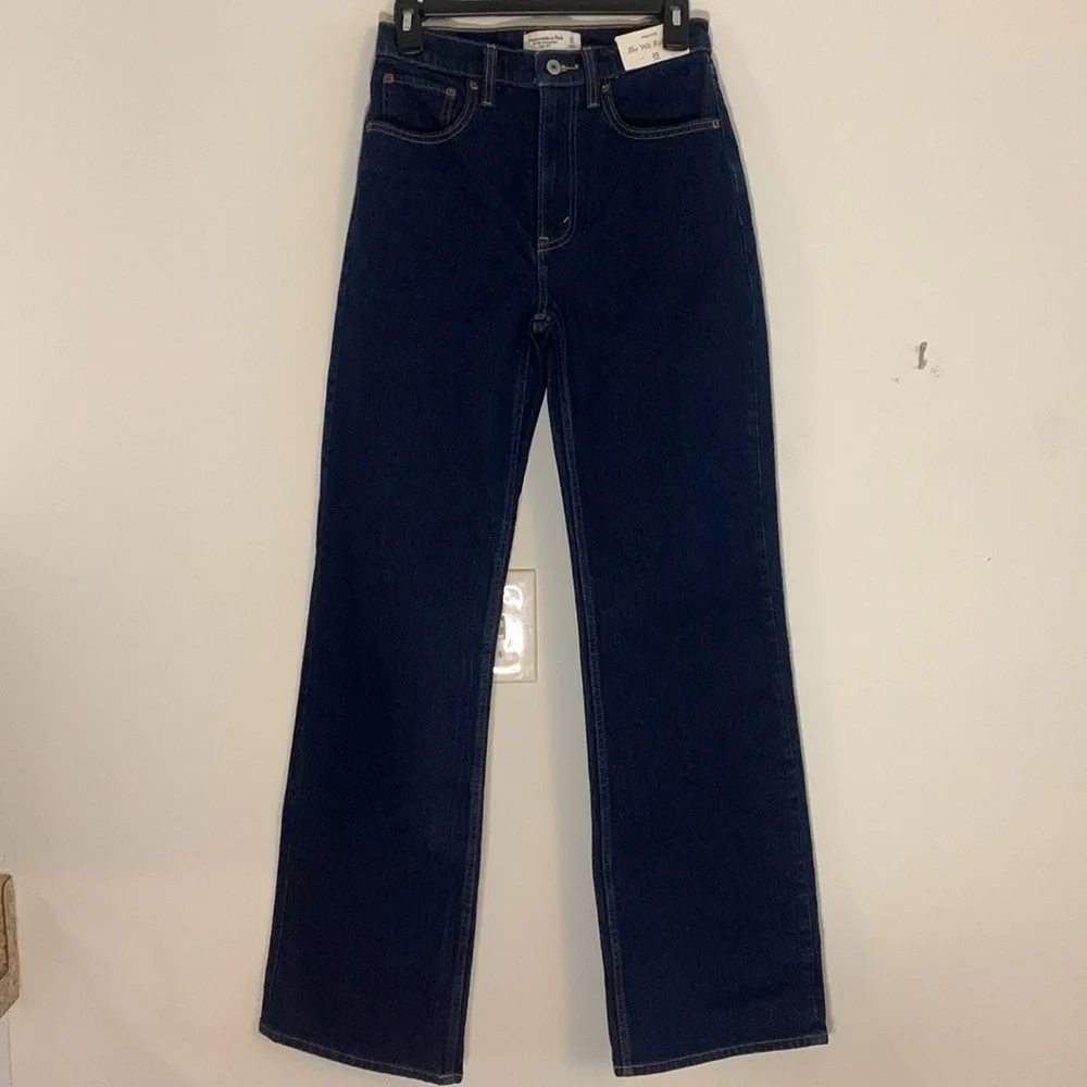 Worn once, Abercrombie & Fitch Dark Blue High-Rise 90s relaxed Jeans size 25 - Picture 8 of 9